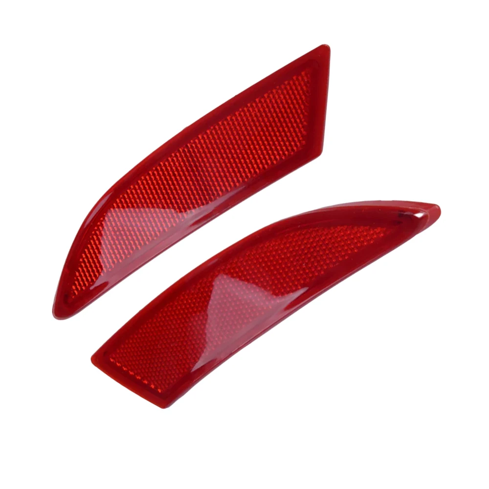 

1 pair of red ABS reflectors left and right rear bumper Reflector BM51515BOAE BM51515BOAE For Ford Focus 2012 2013 2014 2015