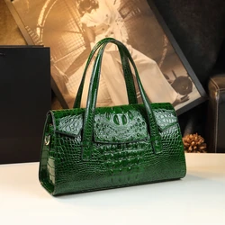 Crocodile pattern women's bag 2024 new fashionable and high-end handbag for middle-aged women