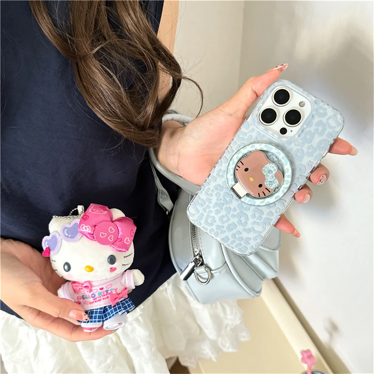 Lovely Pink Leopard Print Magnetic Phone Case For iPhone 16 Pro 14 13 15 Pro Max Cover with Hello Kitty Stand Holder Cases