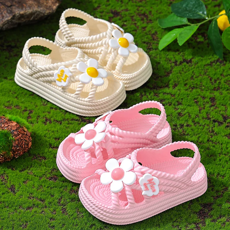 

New Children's EVA Slippers Summer Girls Bathroom Home Anti Slip Beach Shoes Soft Soled Baby Sandals