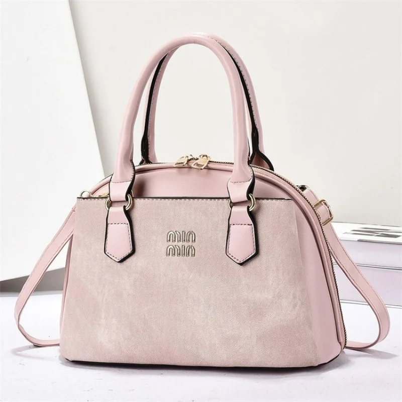 

High-End Women's Messenger Bag Made Of Premium Leather Boasting Paris Vintage Neat Spacious Soft Daily Style​
