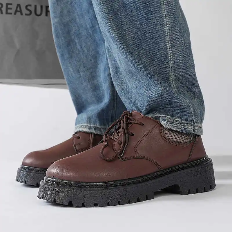 

Synthetic Leather Laced Sneakers To Play Tennis Man Travel Beige Sports Shoes Comfortable Runner High-tech Fashionable