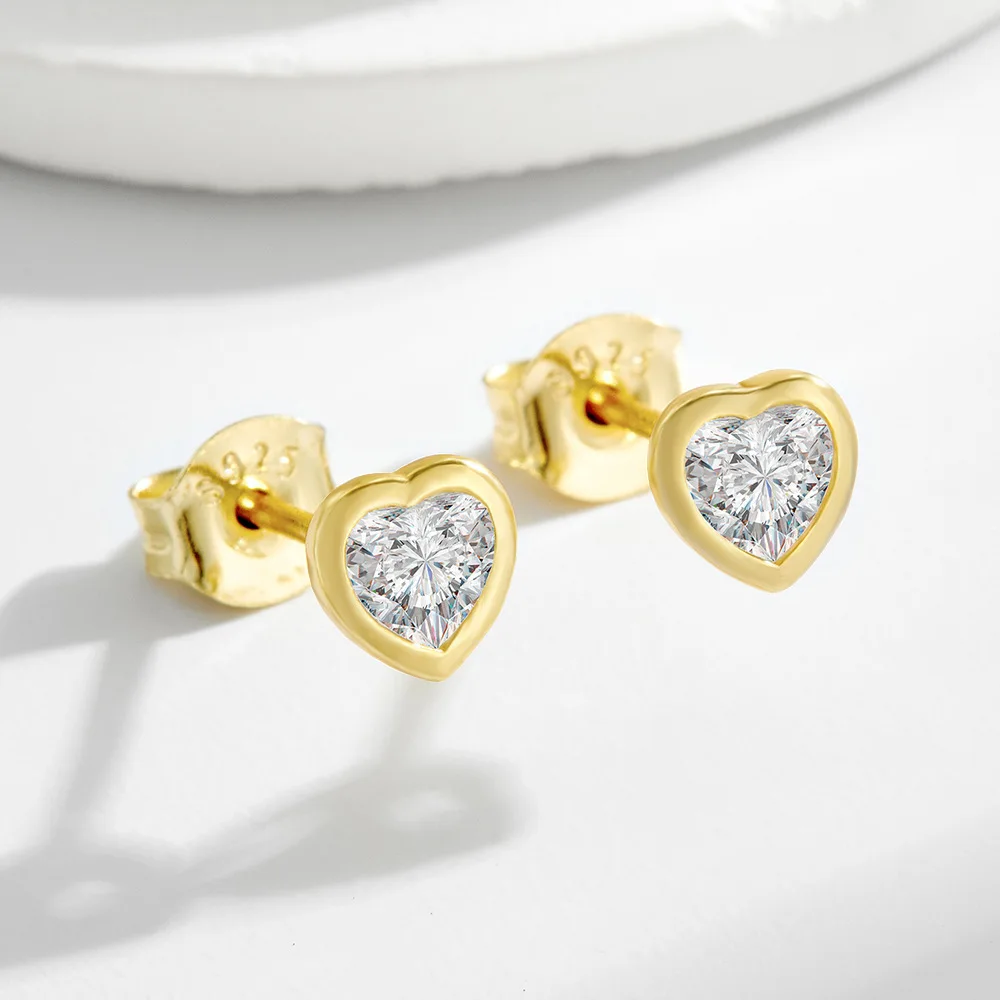 

Withered S925 Pure Silver Zircon Heart-shaped Earrings For Women Jewelry Earrings Women's Earrings Ear Cuffs