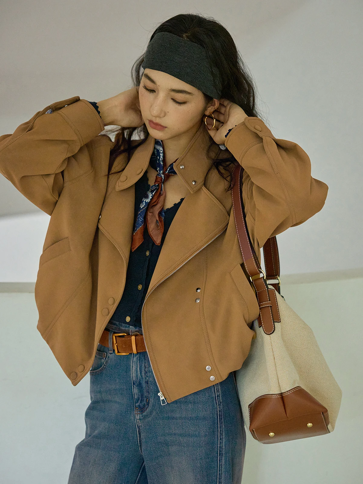 

Solighter Retro ort Velour PU Leather Jaet Women's Autumn 2025 New Stand Collar Zipper Coat Comfortable Loose Fit Long Sl...