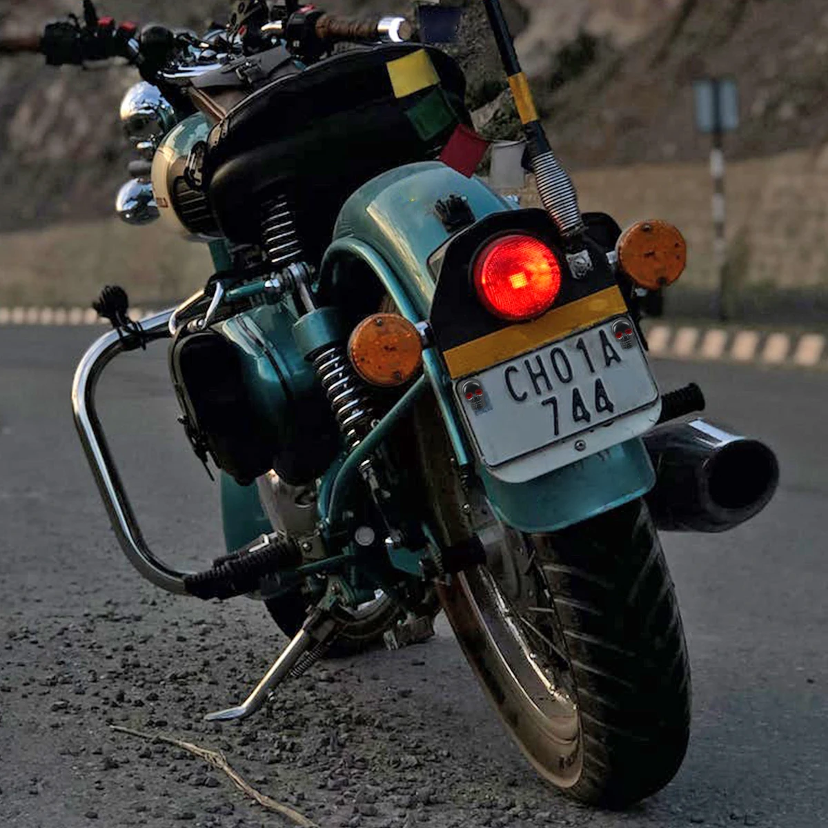 

6pcs Skull Motorbike Screws Sturdy Smooth Compact Professional Refitting Accessories Decor Motorcycle License Plate