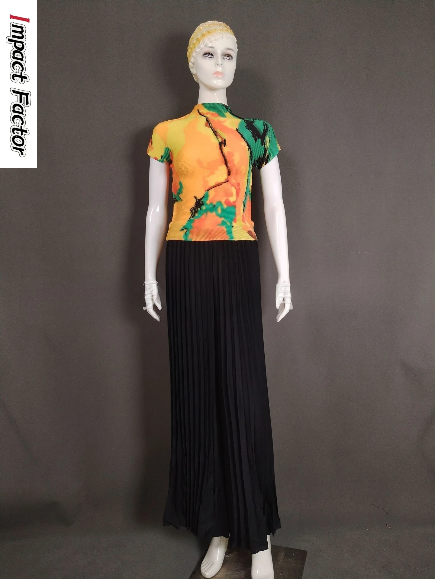 

Miyake Pleated Fashion Printing Set, Short-sleeved Corn Kernels + Wide-leg Pleated Straight-leg Pants Two-piece Women's Clothing
