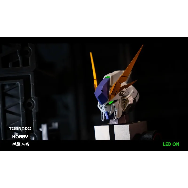 متوفر في المخزون تورنادو هواية RX-105 XI رئيس المناسب GK Mecha نموذج اللعب مصباح ليد صغير تحول على مضيئة الجمعية السماء المدافع 1/72 1/144 #6