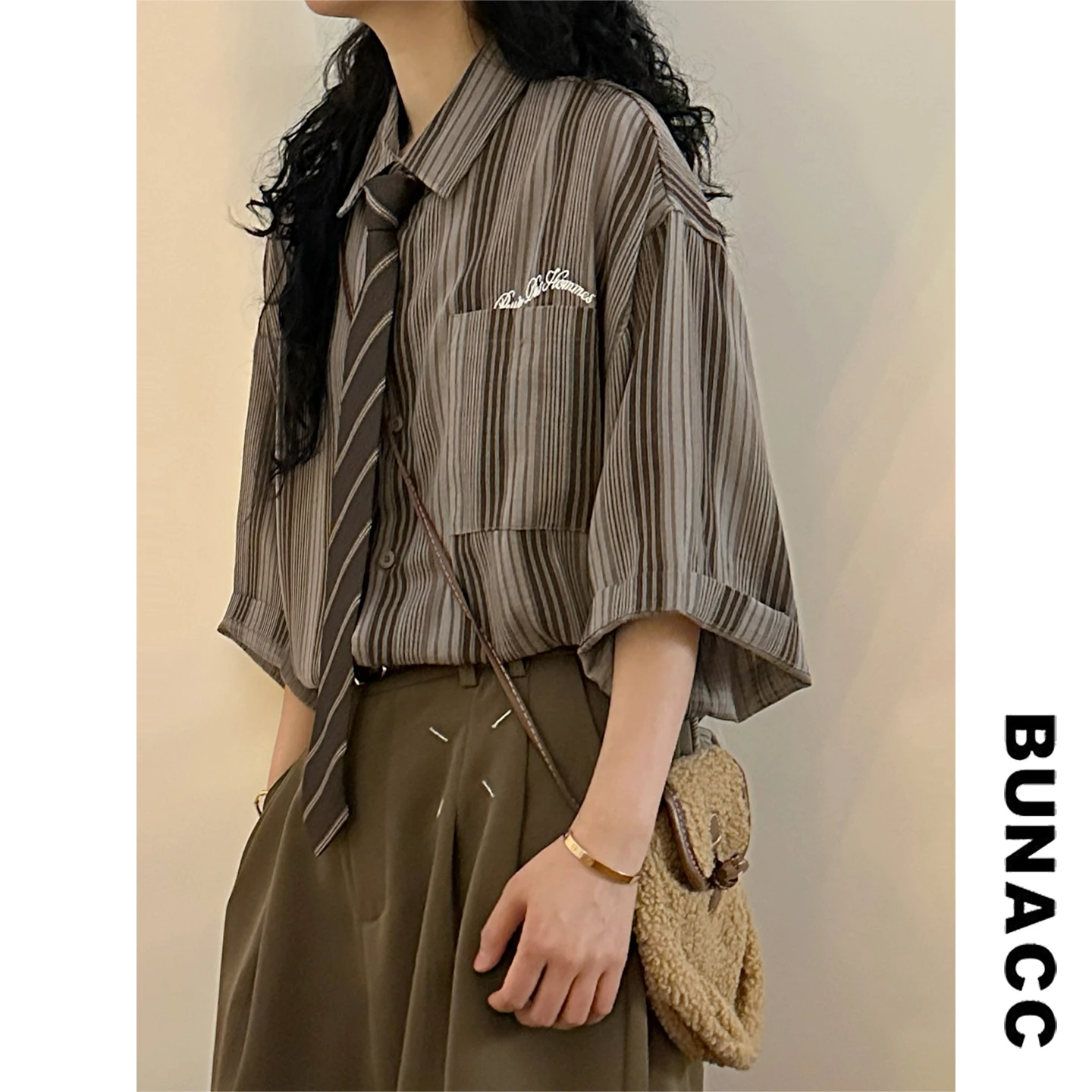 

BUNACC2026 Summer Stripe Loose Short Sleeve Embroidered Pocket Casual Shirt Women's Vintage Hong Kong Style Versatile Loose Fit