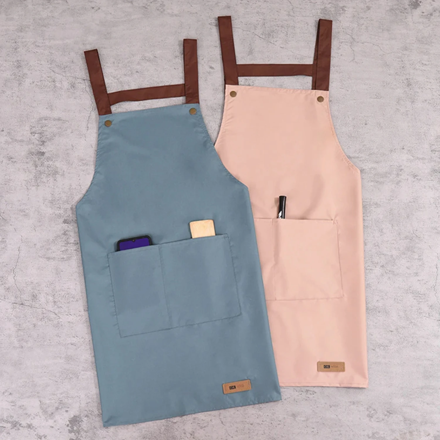 Perfessional  Apron Women Waterproof Fashion with Pockets Taller Waiter Chef Work Uniform