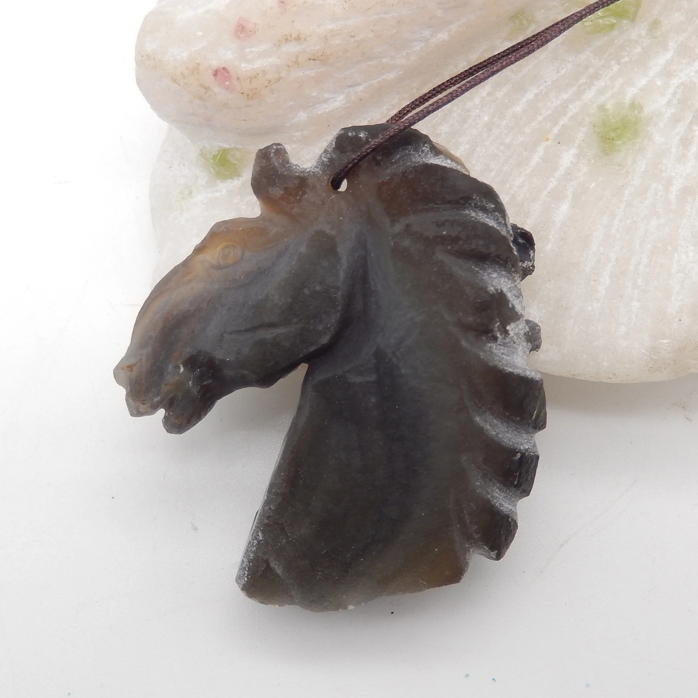 

Natural Brazil Agate Carved Horse Head Pendant Bead,Semiprecious Stone Carving Pendant