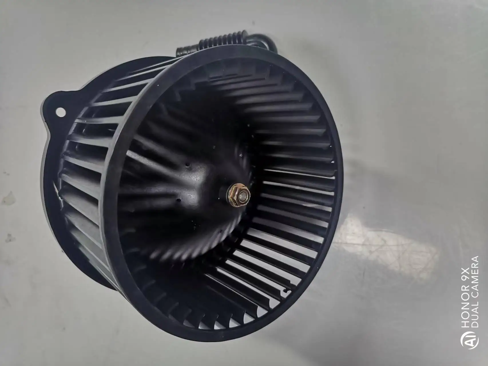 11N6-90700 Lüftergebläsemotor für Hyundai R140-7 R160-7 R200LC-7 R210-7 R215LC-7 R225LC-7 R140-9 R160-9 R210-9 R520-9S Bagger