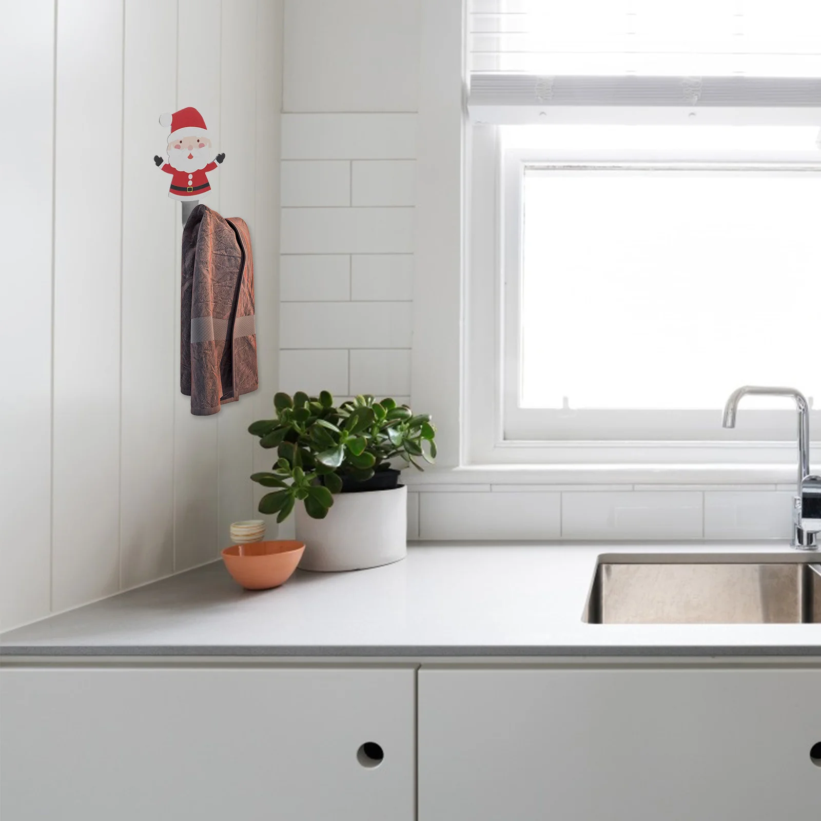 Рисунок 2 - самоклеящиеся крючки из нержавеющей стали