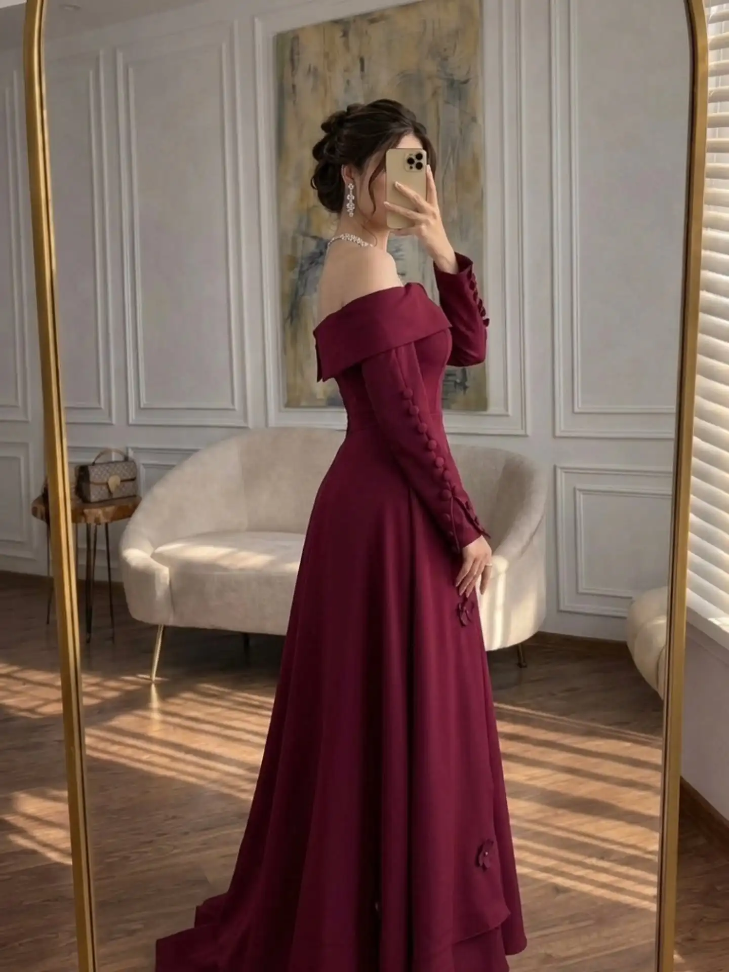 Burgunderrotes A-Linien-Partykleid mit Applikationen, Jersey-Abendkleid mit langen Ärmeln und schulterfreiem Schnitt, maßgeschneidertes Abendkleid