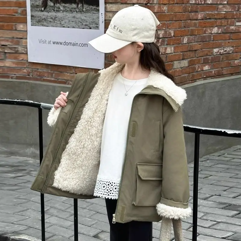 

2025 Winter Thickened FleeceLined Collared Korean Style Cargo Jacket for Big Kids Girls Warm & Insulated Outdoor Winter Coat
