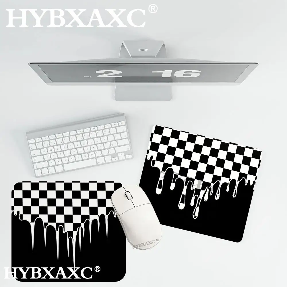 

HYBXAXC Small-Sized Anime-Style Black & White Plaid Melting Pattern Mouse Pad Mini Gaming Desk Mat Desk Mat for Office or Home