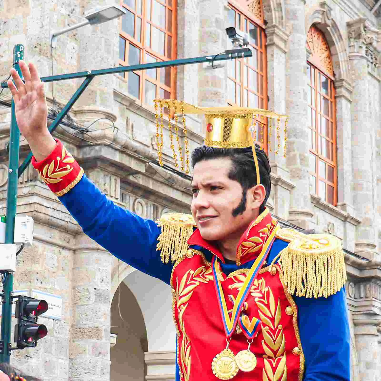 Kostum Topi Opera Kuno Properti Pesta Cosplay Gaya Cina Tutup Kepala Aksesori Rambut Kaisar Meriah Pria Emas Lucu