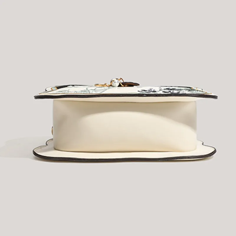 2025 العلامة التجارية الراقية تصميم النمط الصيني الباندا التطريز الرجعية الخيزران مقبض حقائب اليد الفاخرة موضة حقائب كروسبودي حقيبة الزفاف #6