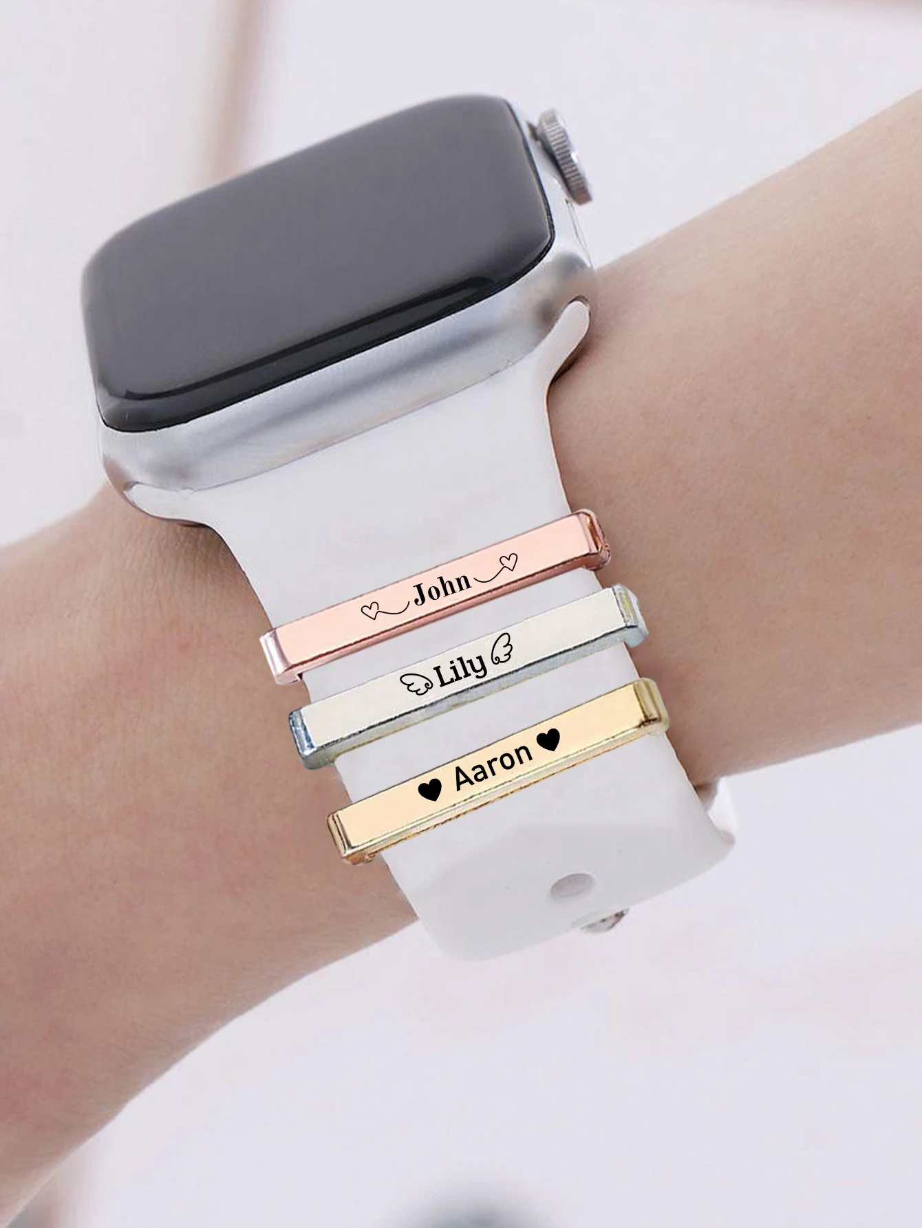 Individuell gravierter Namens-Uhrenarmband-Charm, individuelles Uhren-Charm-Zubehör, personalisierter Smart-Watch-Charm – Detail 2