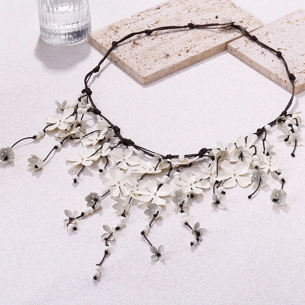 

ZAA Fashion Fresh Petals Beautiful Luxury Waterfall Floral Long Necklace