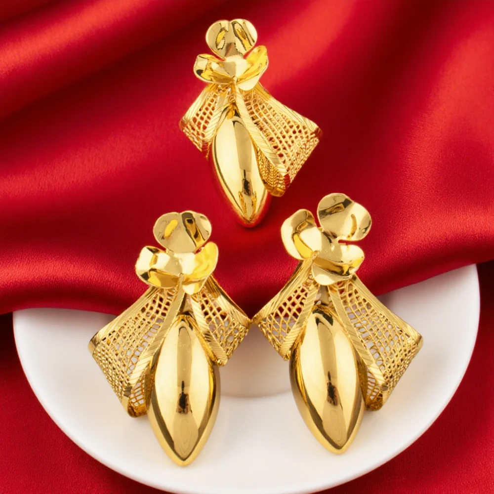 

cute bee Shape Earrings Ring Exquisite Stainless Steel Jewelry High Quality Fashion Jewelry Gifts accessories wholesale