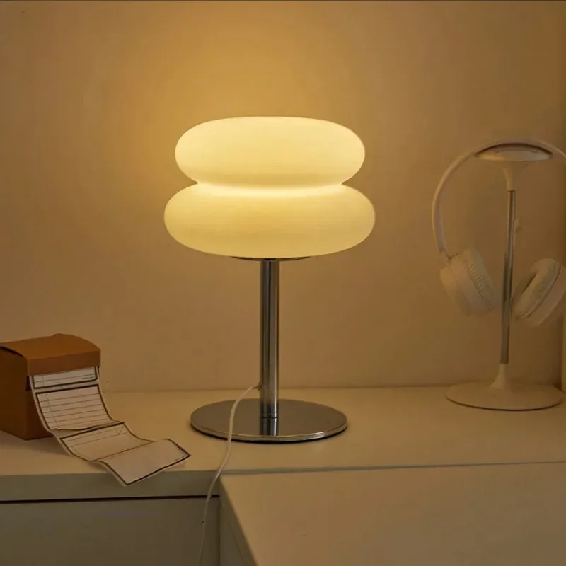 Cross-border Nordic Creative Bauhaus Medieval Lamp, Bedroom, Living Room, Bedside Table Lamp, Simple Decorative Plastic Bread