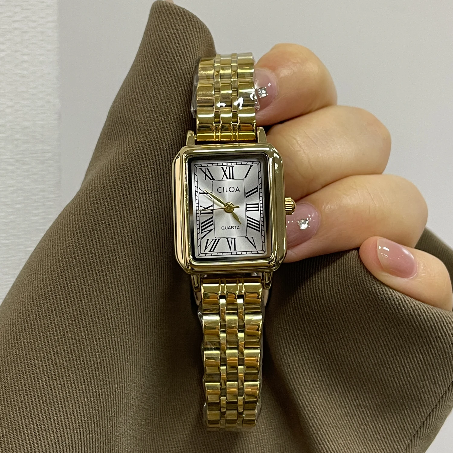 

CILOA gold retro watch female high quality 2025 new trend fashion stainless steel waterproof high quality quartz watch gift