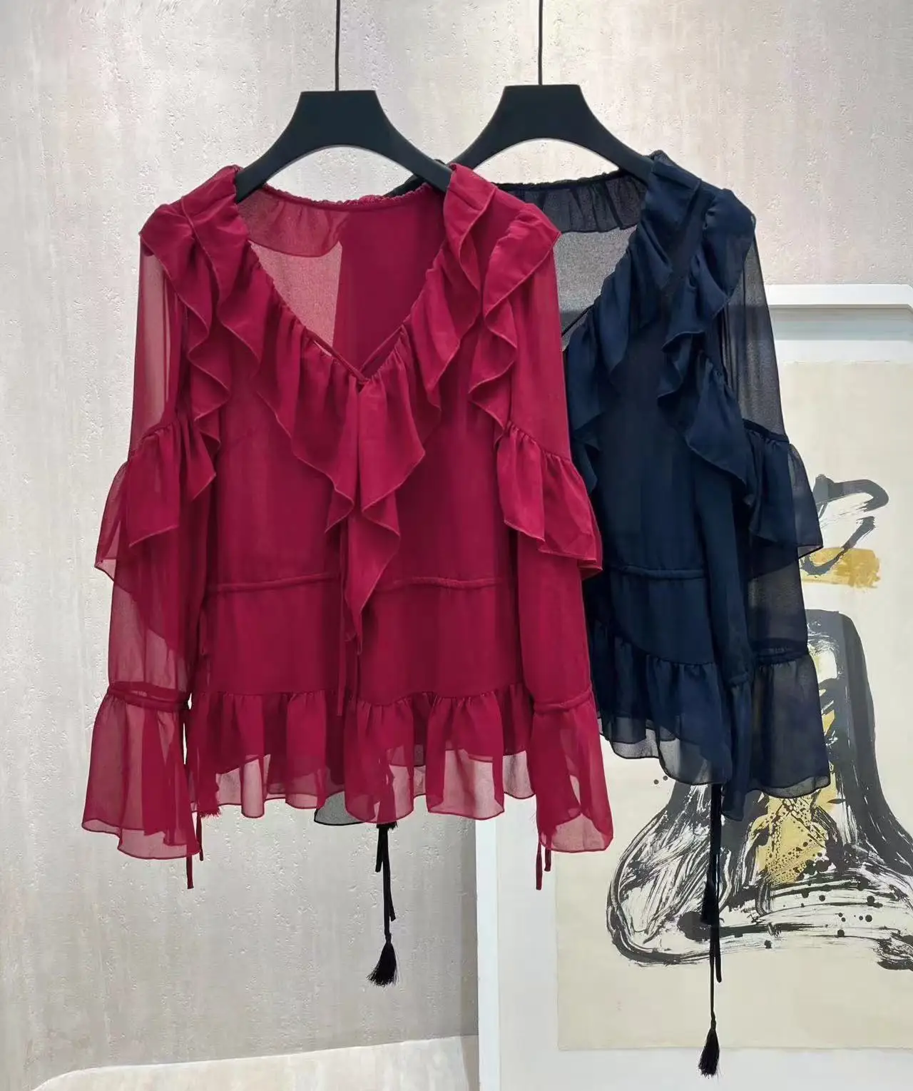 

Summer New Dopamine Top French Loose Slimming Style with Lotus Leaf Edge Splicing V-neck Sunscreen Waist Shirt Sweet Girl Style