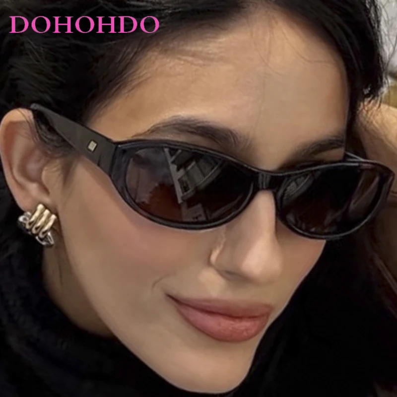 

New Luxury Y2K Oval Rivet Women's Sunglasses Retro Classic Small Frame Men Eyewear Outdoor Travel Shade Sunglasses Ladies UV400