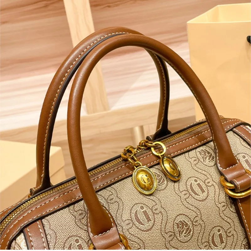 Light Luxury Brand Genuine Leather Women\'s Bag 2023 New Autumn and Winter Large Capacity Handbag Women\'s One Shoulder Crossbody