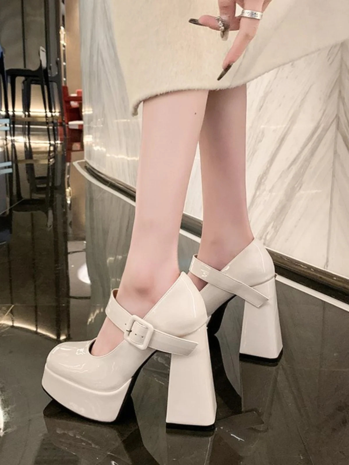 

Женская обувь Мэри Джейн на высоком каблуке в стиле ретро White oes Thi Heel Mary Janes Single oes Faionable Vintage Sle