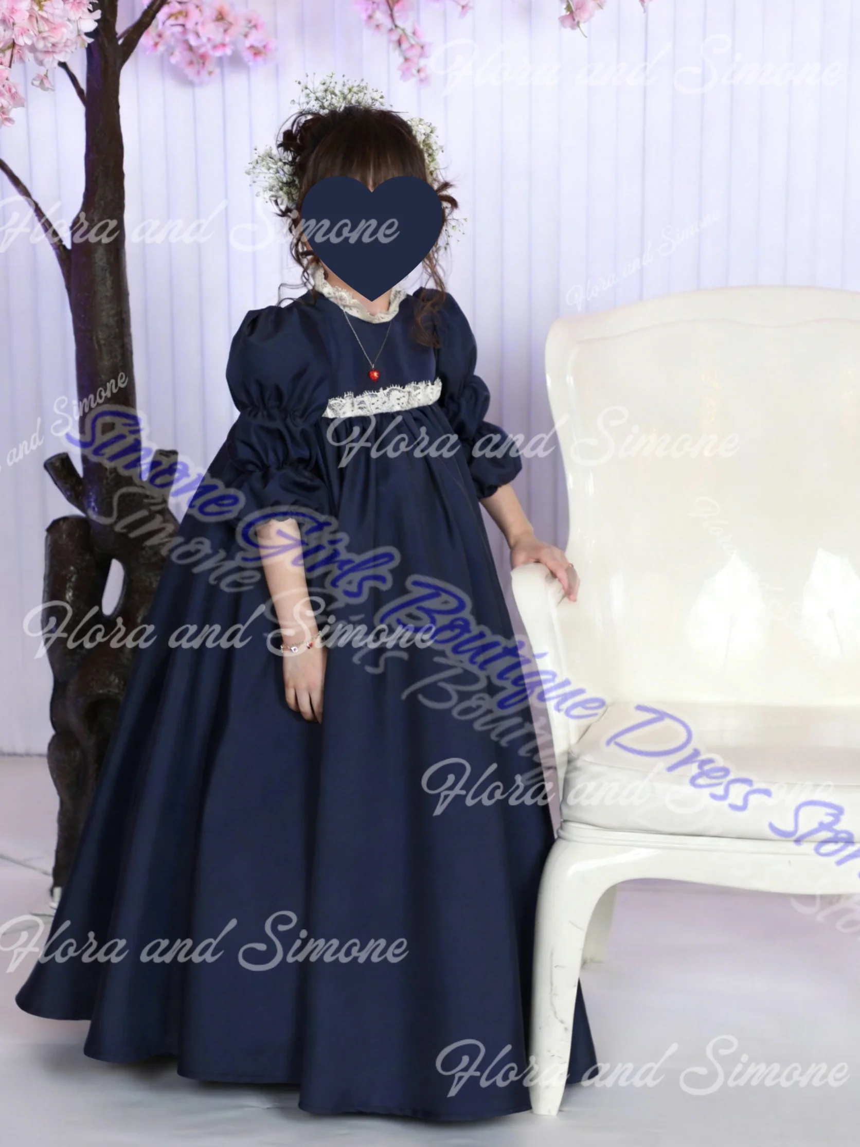 

Customized Girl gowns Navy Blue short sleeves Contrast Lace Flower Girl Dress for Wedding Ceremonies Formal Receptions Parties