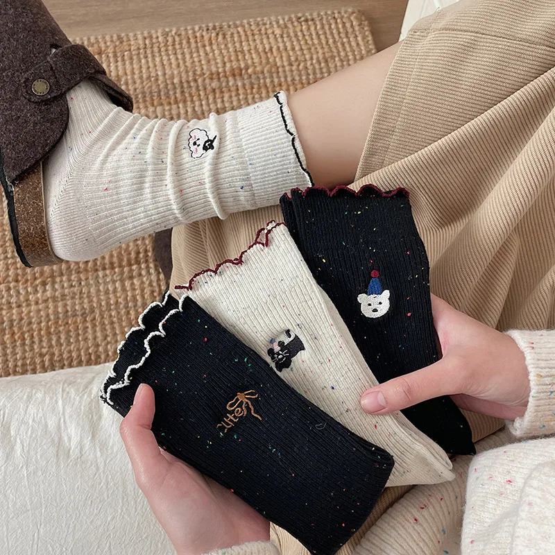 Ruffle ถุงเท้าผู้หญิงการ์ตูนสุนัข/แมว/หมีเย็บปักถักร้อยญี่ปุ่น Kawaii ถุงเท้าสบายๆผ้าฝ้าย Breathable Harajuku Streetwear ถุงเท้ายาว