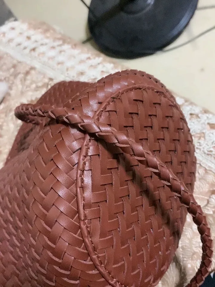 2024 Borsa a tracolla intrecciata marrone da donna, borsa shopper a spalla con coulisse intrecciata a mano retrò, borsa da spiaggia, verdura in