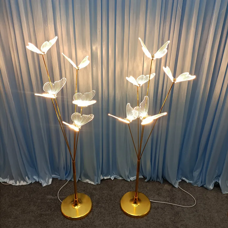 

New wedding props wrought iron butterfly chandelier road lamp lighting wedding scene lighting arrangement proposal scene.