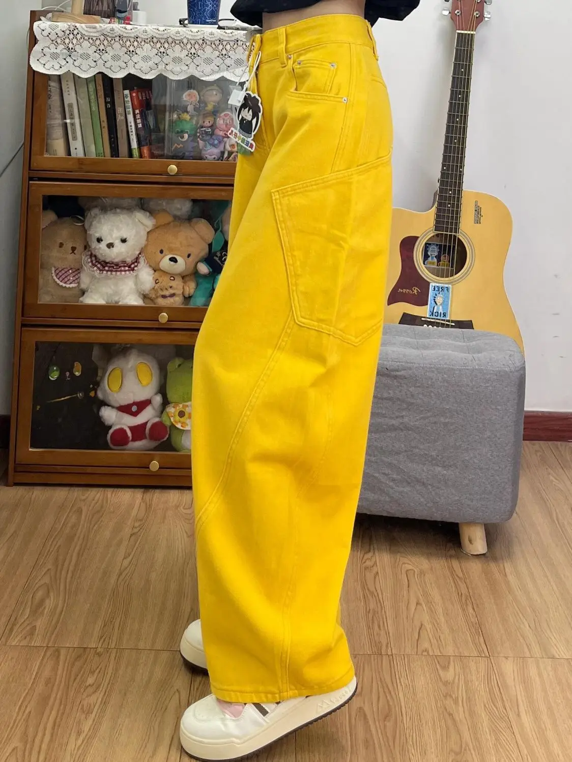 Gele jeans met wijde pijpen voor kinderen, losse en luie stijl broek met rechte pijpen, zakken en vloerlengte broek