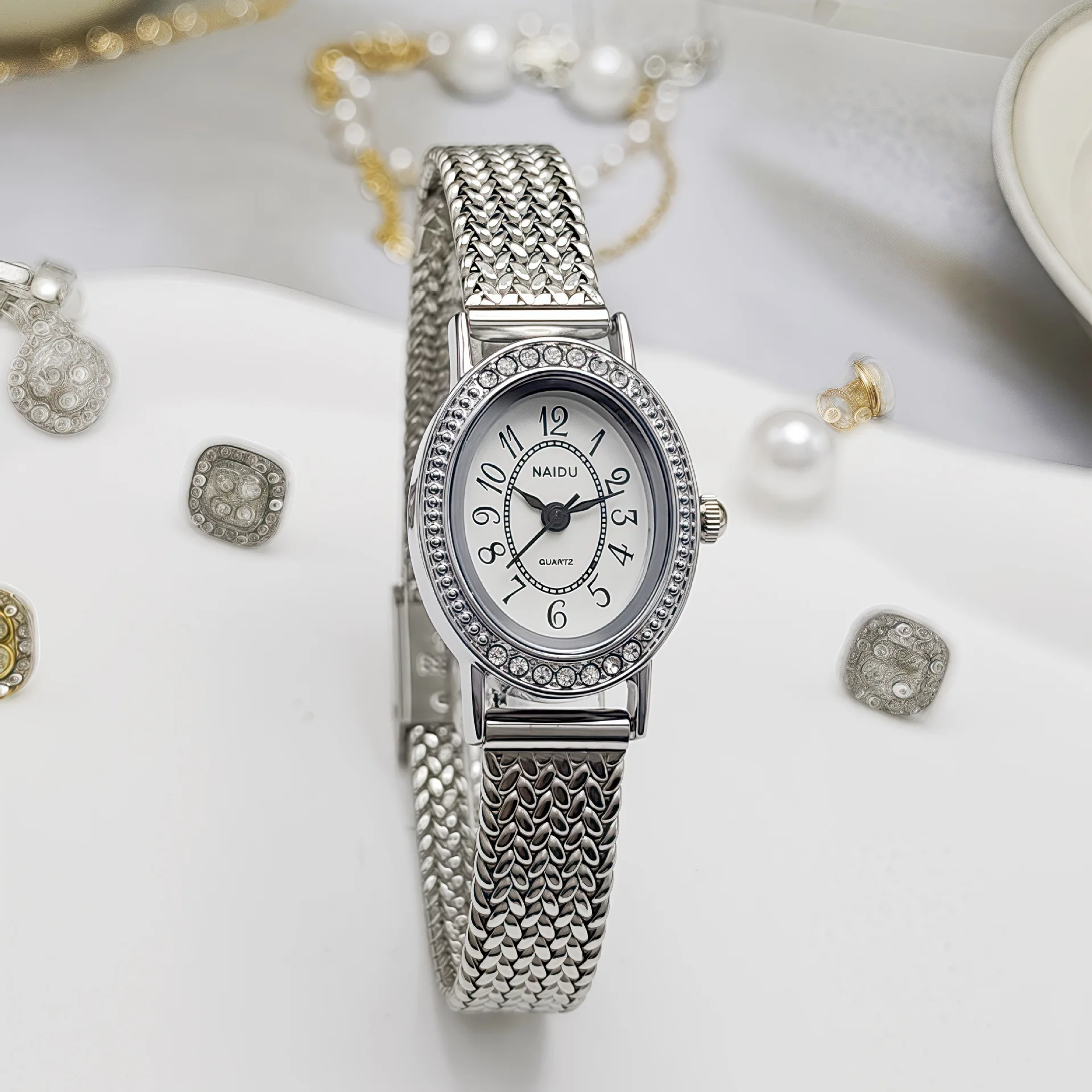 Luxury Brand Women's Vintage Elegant Small Oval Dial Crystal Quartz Watches Wheat Strap Wristwatches Ladies Relogio Feminino