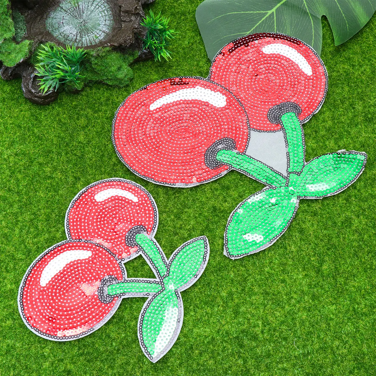 

2Pcs Cherry Cloth Embroidery Patches Sticker DIY Sew Decoration for Jackets Jeans Bags Clothes Colorful Clothes Appliques
