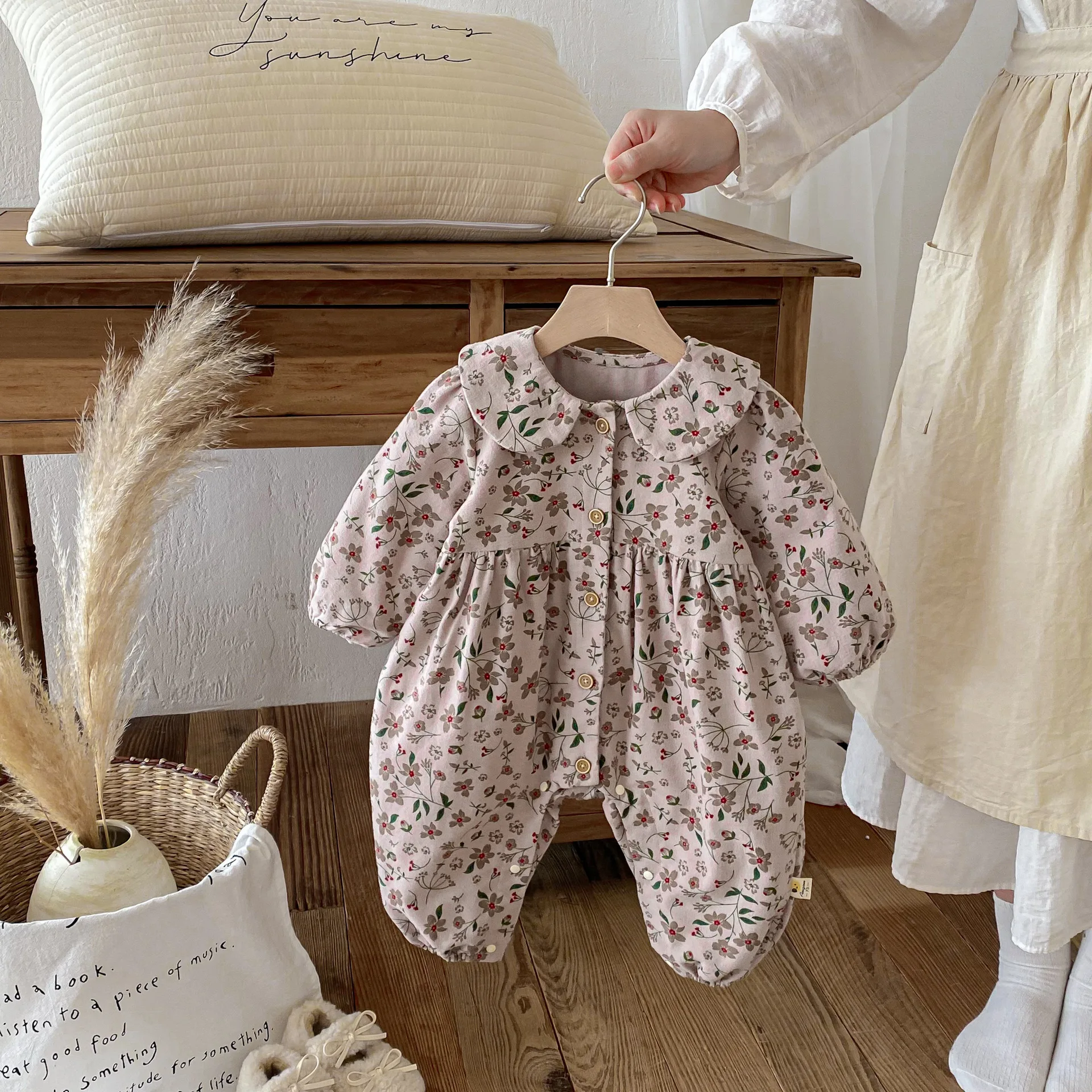 2026 Spring New Baby Long Sleeve Romper Infant Girl Peter Pan Collar Floral Jumpsuit Cotton Newborn Toddler Clothes 0-24M