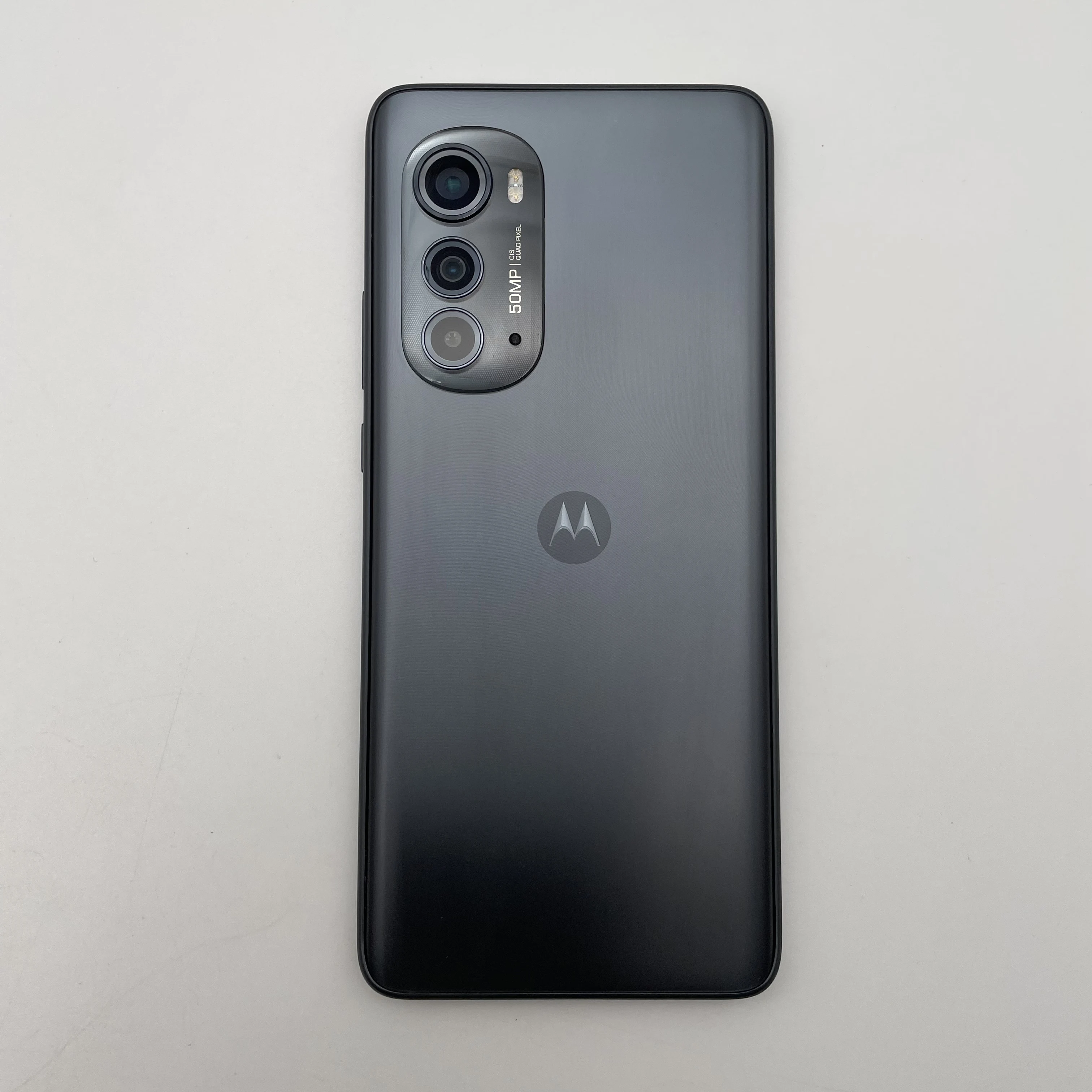 هاتف موتورولا إيدج (2022) XT2205 5G الأصلي بشاشة 6.6 OLED وذاكرة قراءة فقط 128 جيجابايت وذاكرة وصول عشوائي 6 جيجابايت وبصمة الإصبع