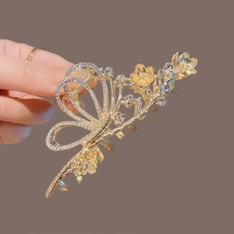 New Retro Alloy Butterfly Hair Grip Hair Crab Clip Girl Ponytail Clip Wash Face Hair Claw Shark Clip Headdress Female