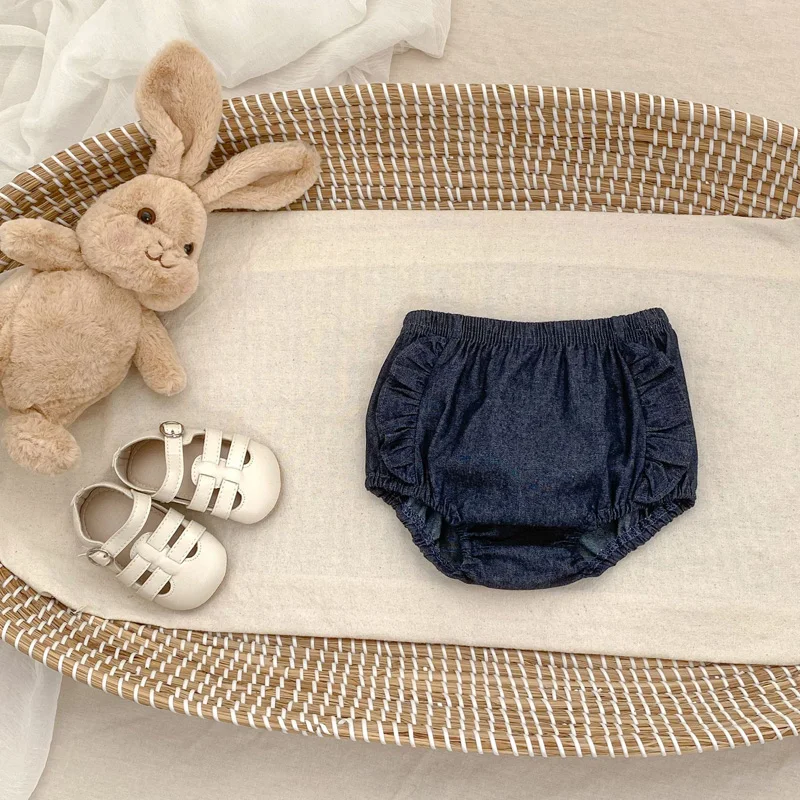 0～3歳向けの夏の新しいスタイルのベビー服、絶妙な女の赤ちゃんジーンズバッグパンツ、オールマッチパンパンツ