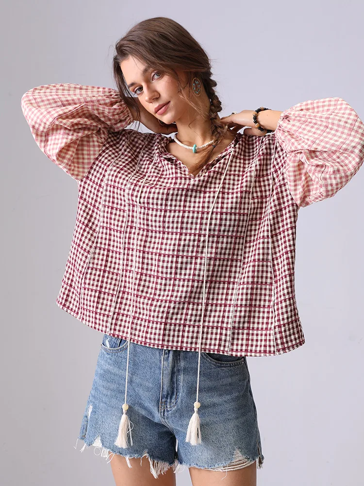 قميص ريترو بأكمام منتفخة ومطرز بالزهور قميص منقوش لربيع وصيف 2025 بأكمام طويلة للعطلات قميص شاطئ غير رسمي