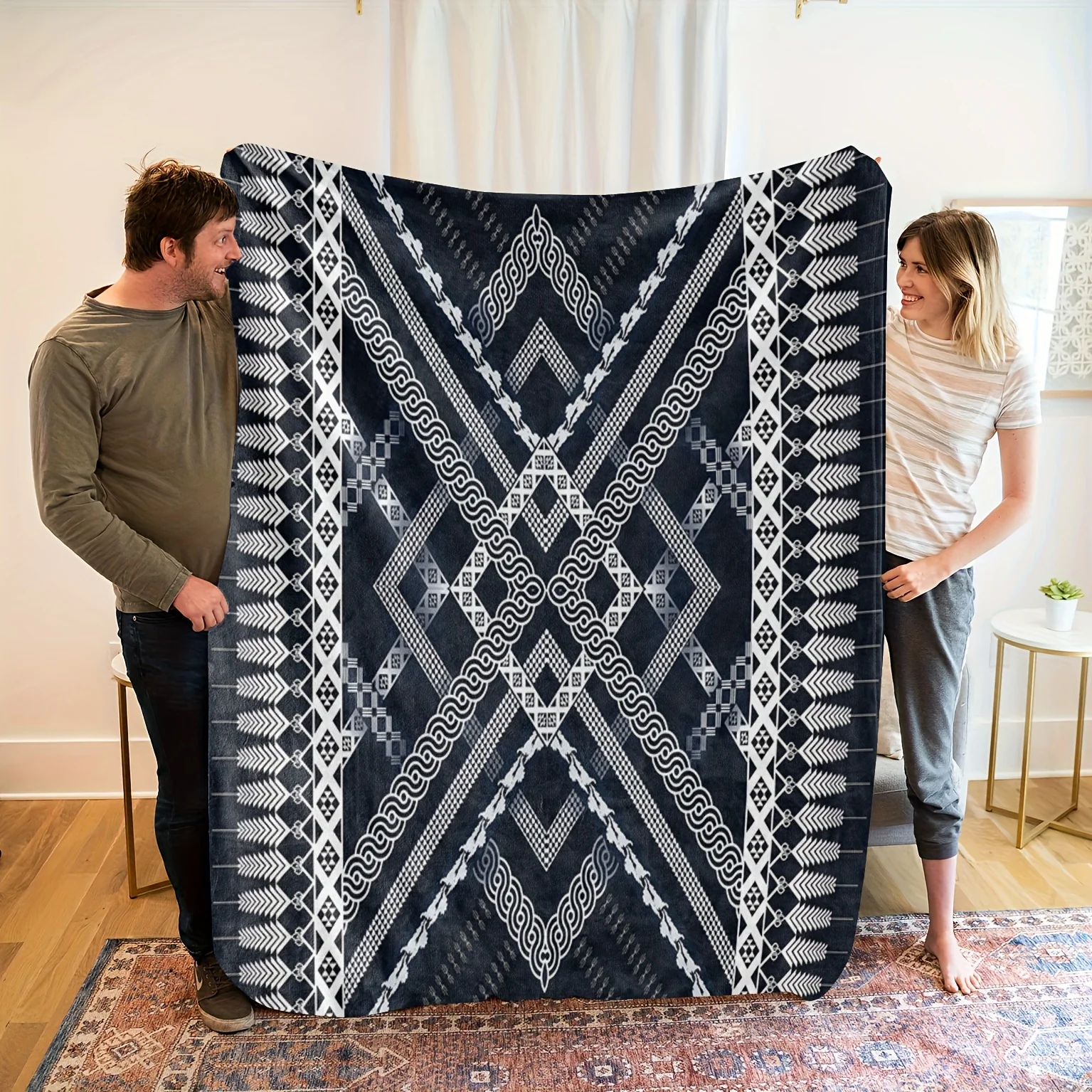 

1pc Gray Tabby Cat Flannel Blanket - Anti-Tear Quilted, All-Season Cat Lover Home Decor Gift