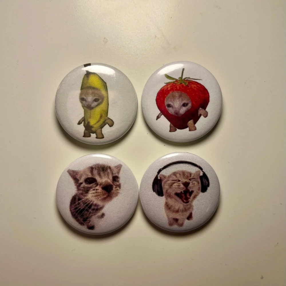 Strawberry Cat Button Pin Set