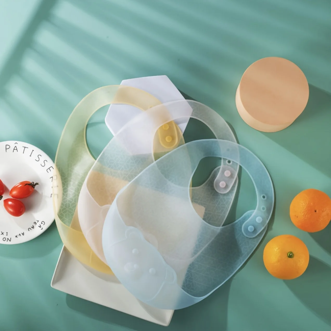 

Lightweight Cartoon Silicone Baby Bib, Feeding Bib,Waterproof Soft Multi-functional Bibs for Easy Carry and Use