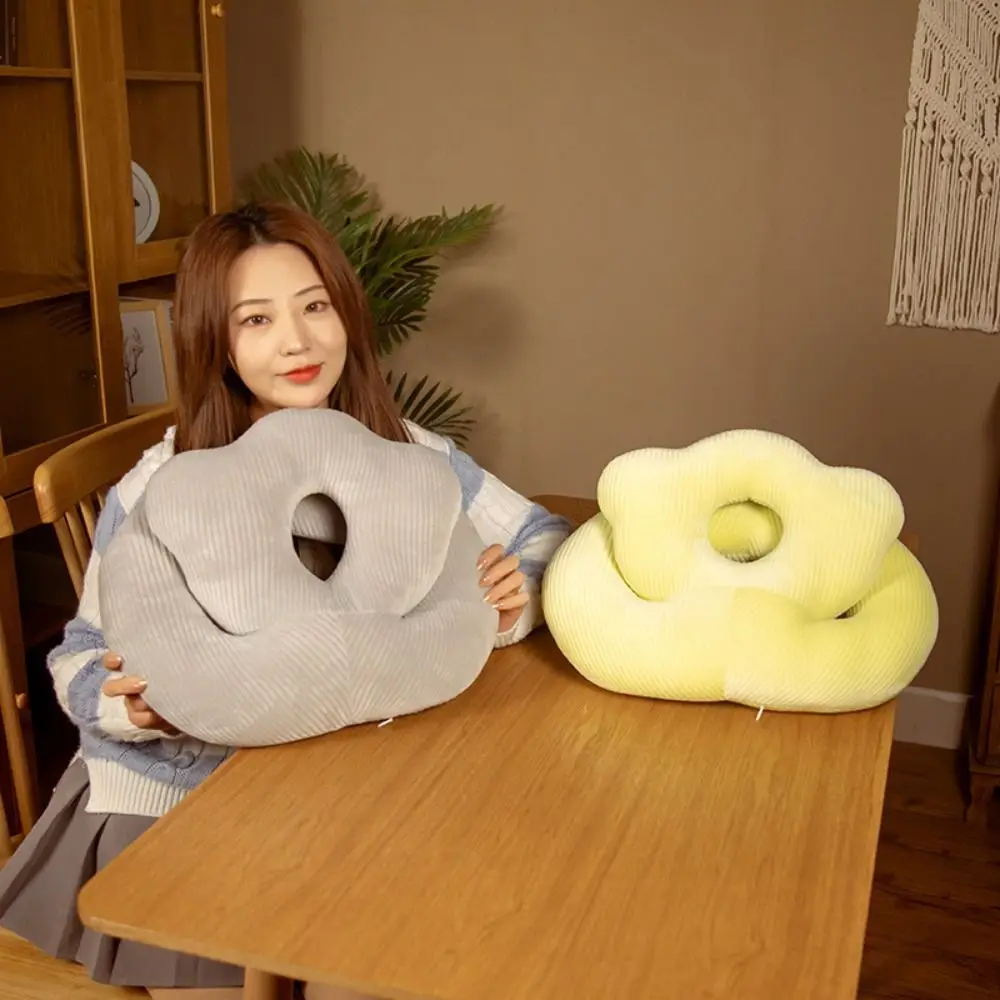 

Double-sided Flower Office Nap Pillow Super Soft Support Bear Pillow Stuffed Hand Hold Stuffed Sunmer Nap Pillow Winter