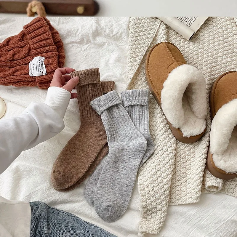 

Sock Leisure Ankle Crew Fuzzy Winter Thickened Rabbit Fur Warm Women mid-calf Thickened Outdoor New 2W112