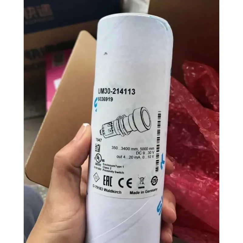 AvaCoreUltrasonic sensor UM30-213113 6036918  Ultrasonic sensor