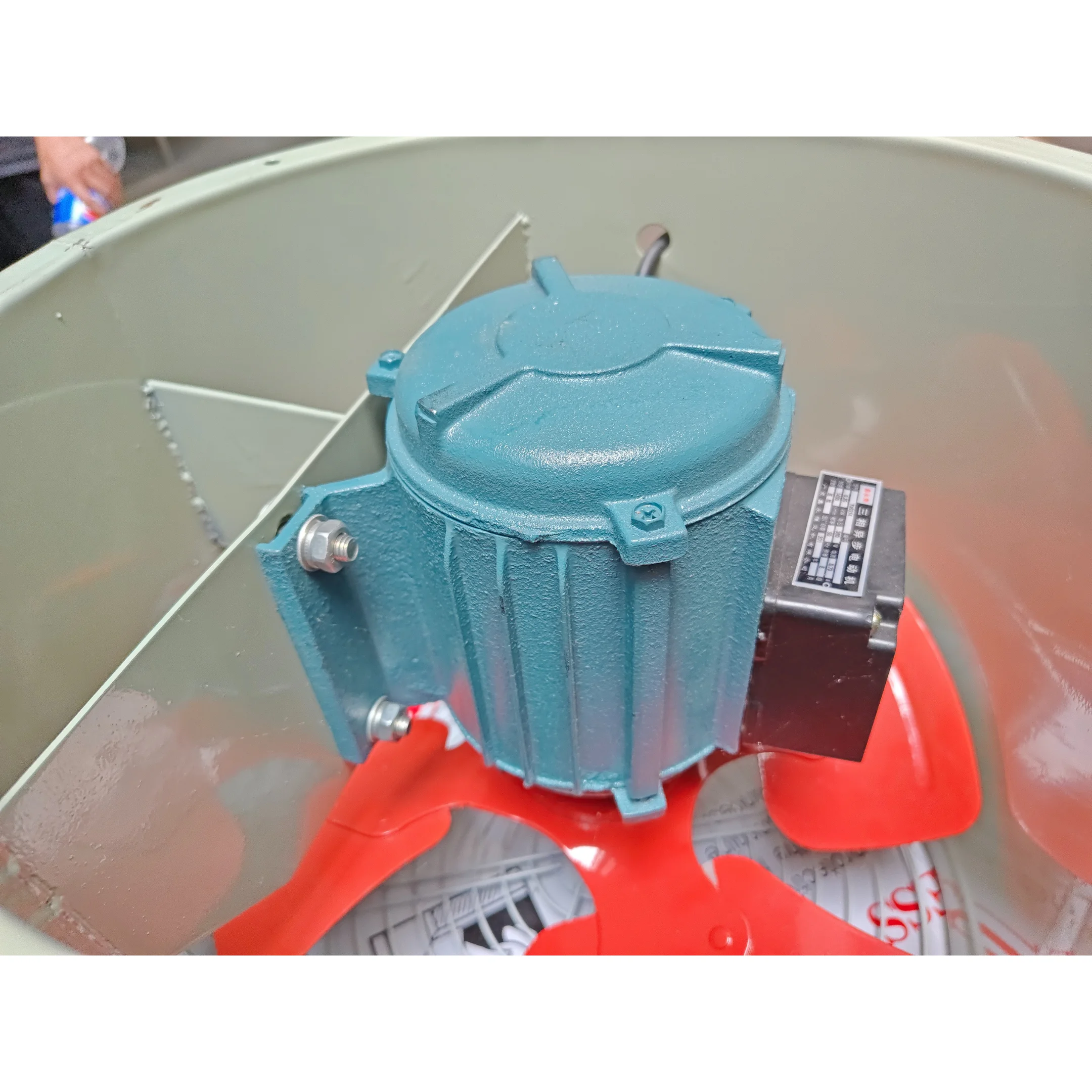 مروحة التدفق المحوري التجارية 35 سم منخفضة الضوضاء وعالية التدفق لتدوير الهواء