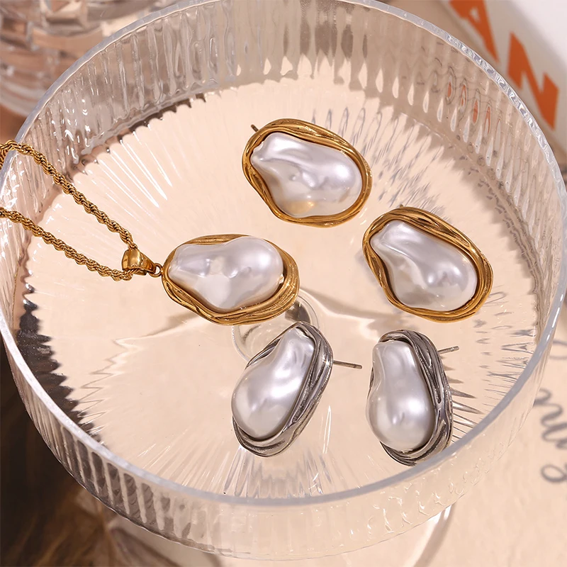 

PRISCA | 18K Gold Baroque Pearl Earring for Women.Stainless Steel Elegant Jewelry Set. French Style. New